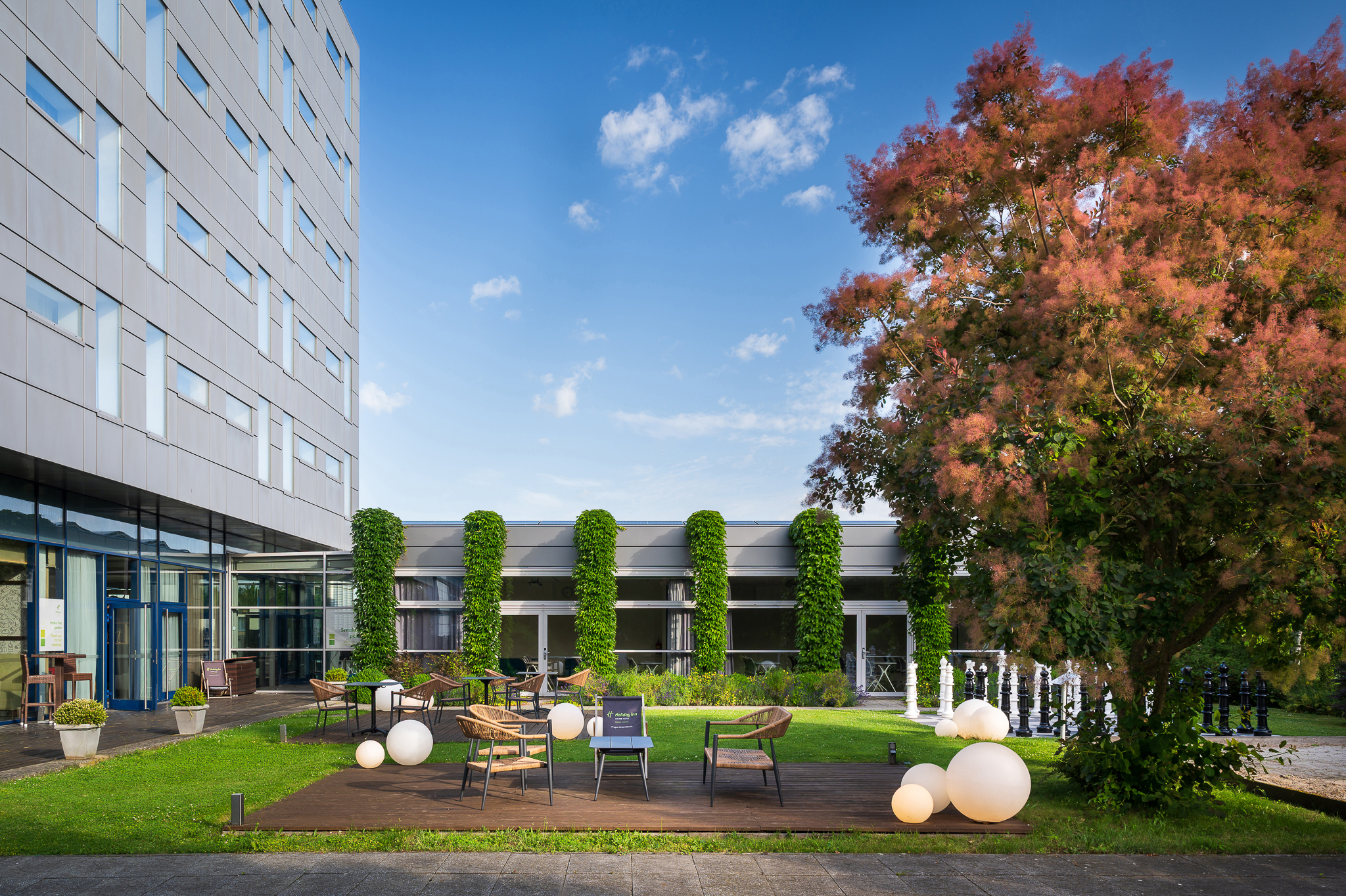 250620 Holiday Inn 154